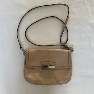 Vintage Coach Tan Leather Purse – Excellent Condition